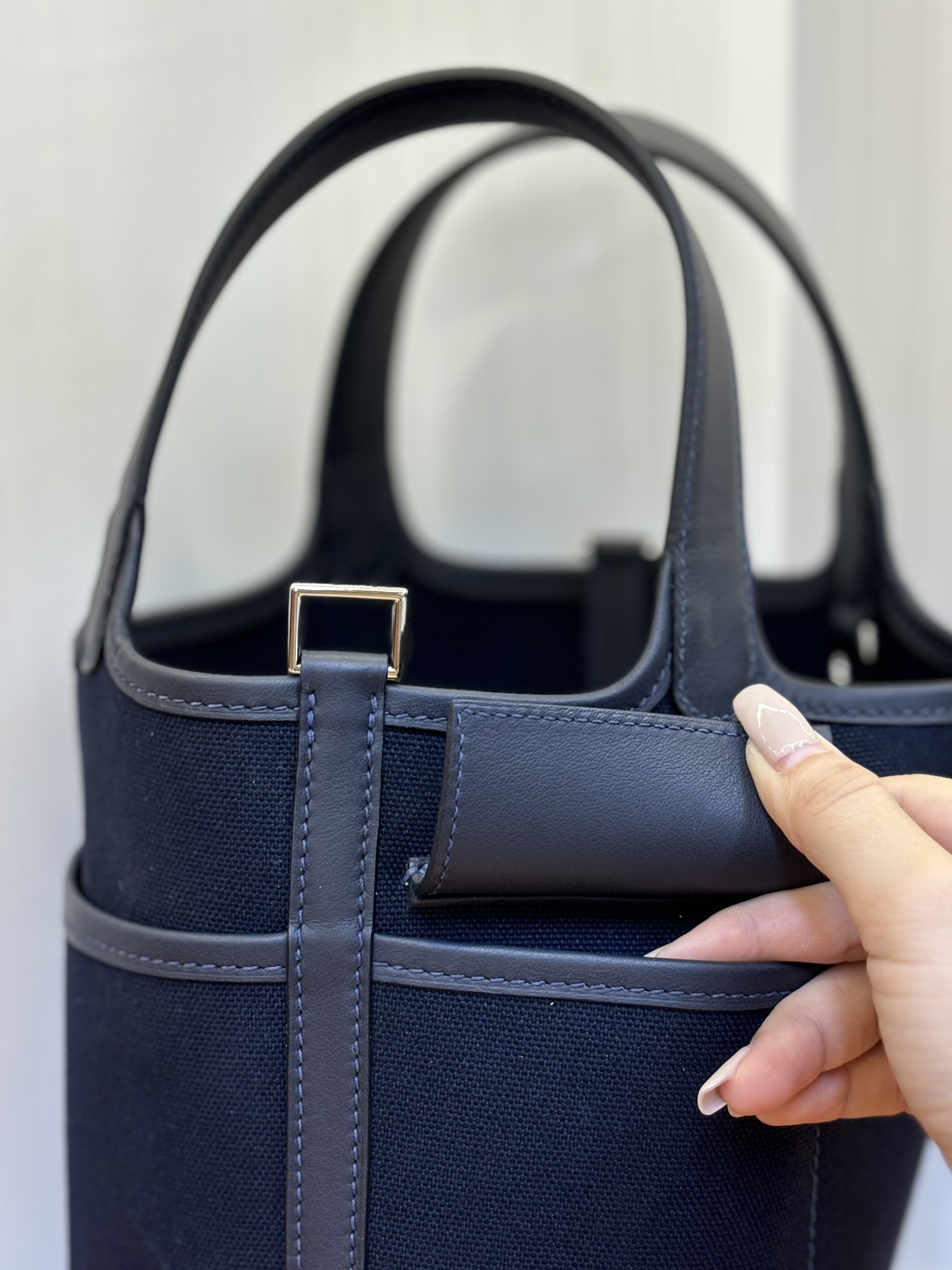 Hermes Picotin Lock 18 Pocket Bag In Blue Nuit 